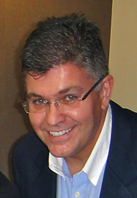 Dr. Welson Tremura